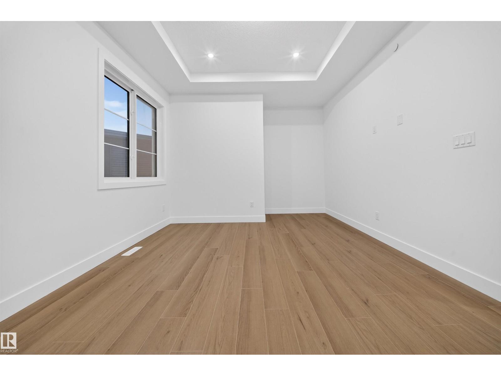 6390 17 ST NE - 21