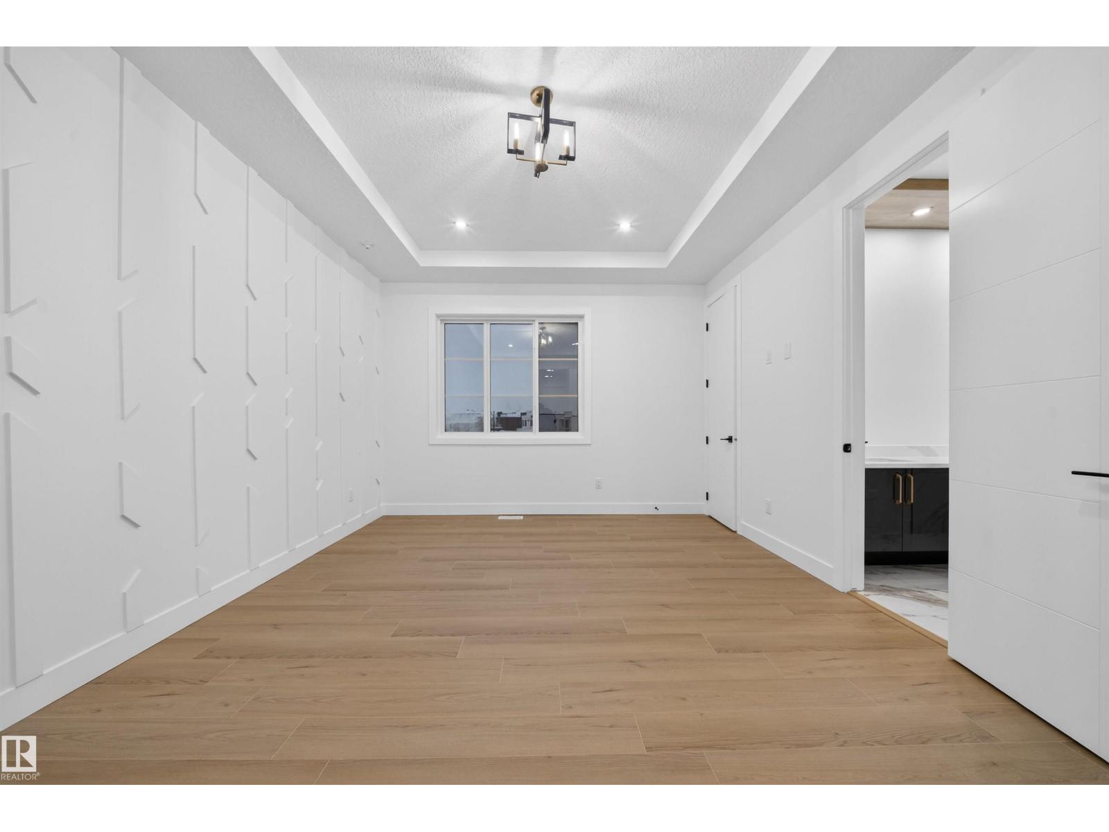6390 17 ST NE - 26