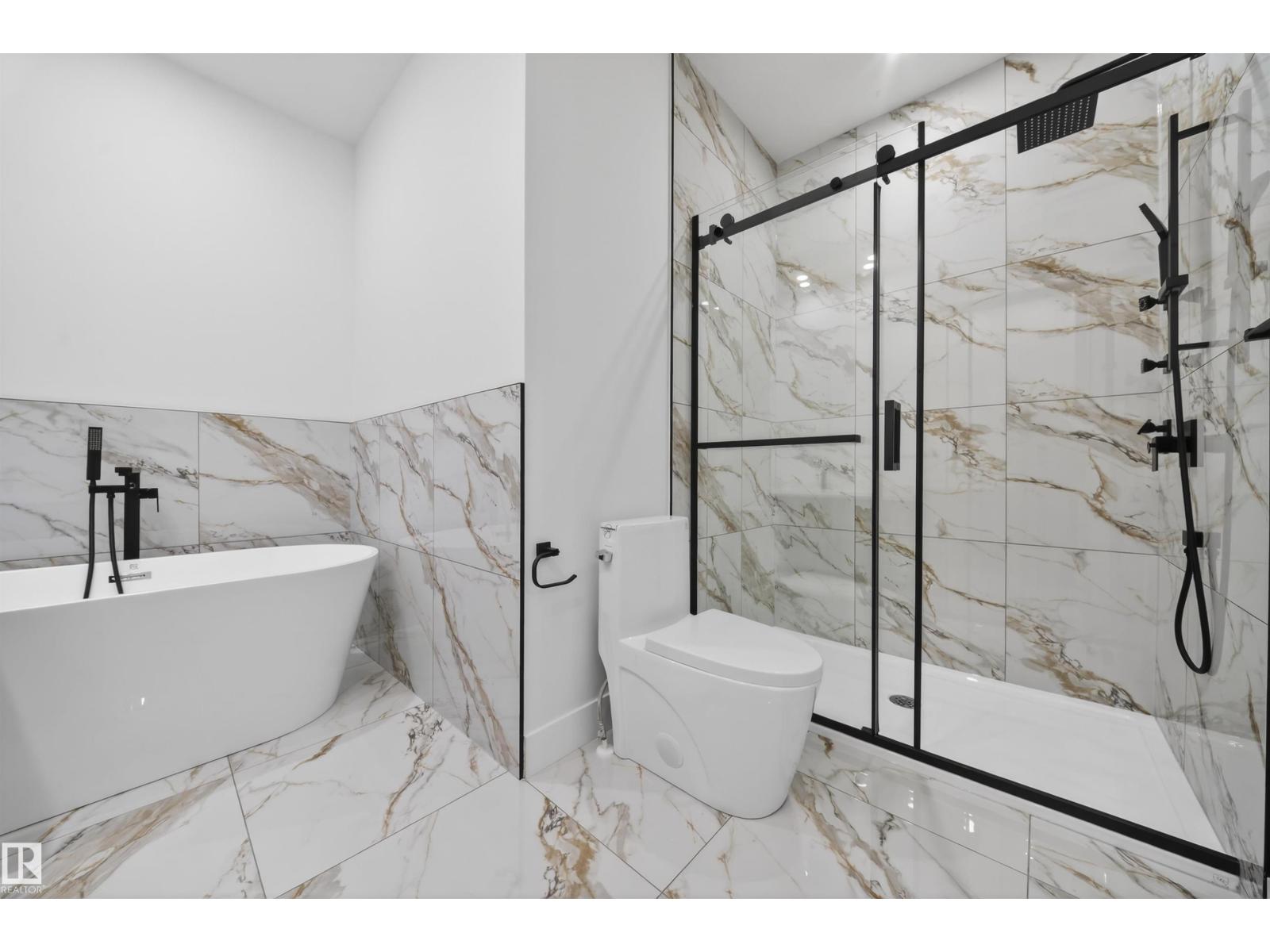 6390 17 ST NE - 29