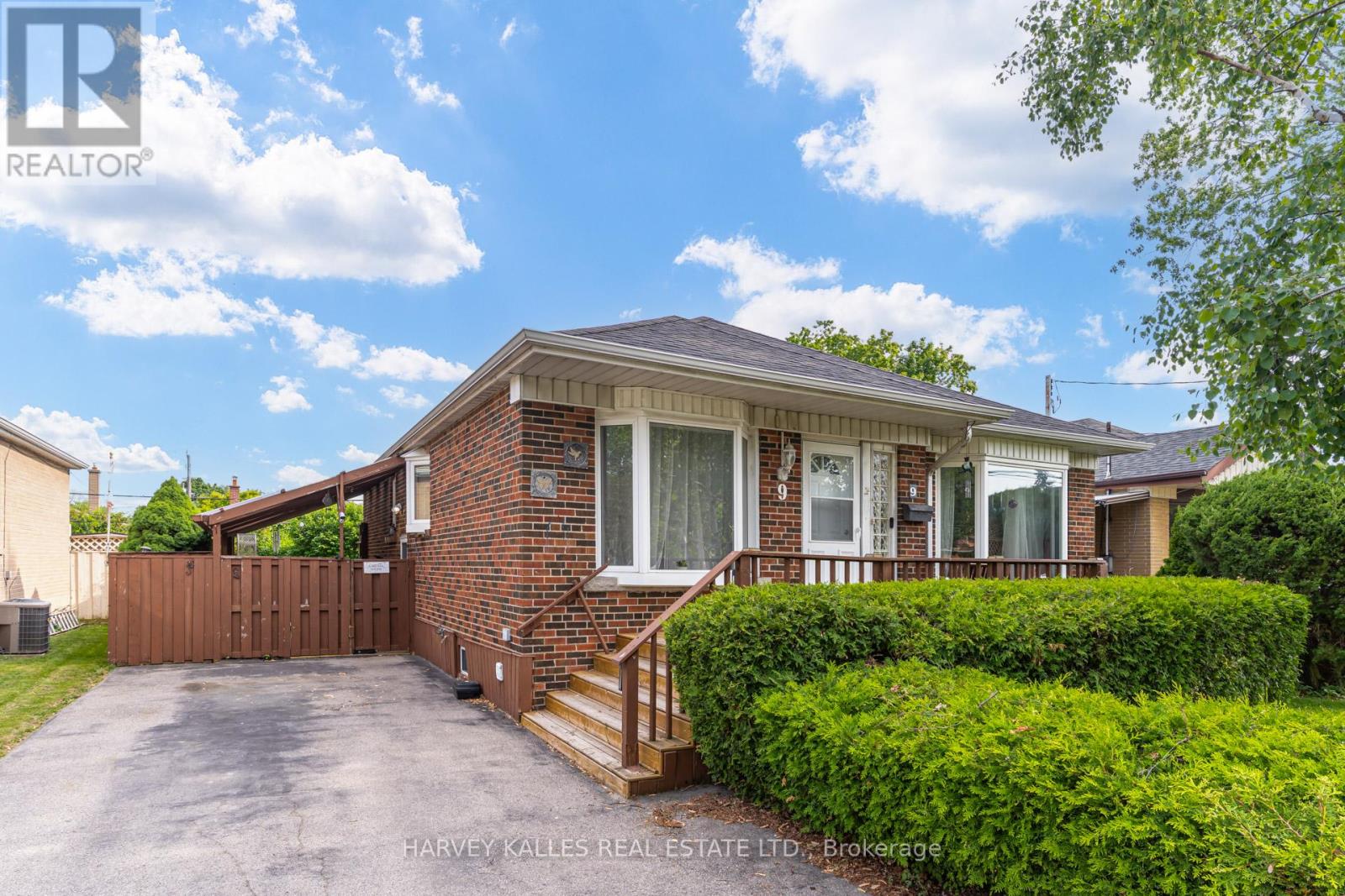 9 SEALCOVE DRIVE - 2