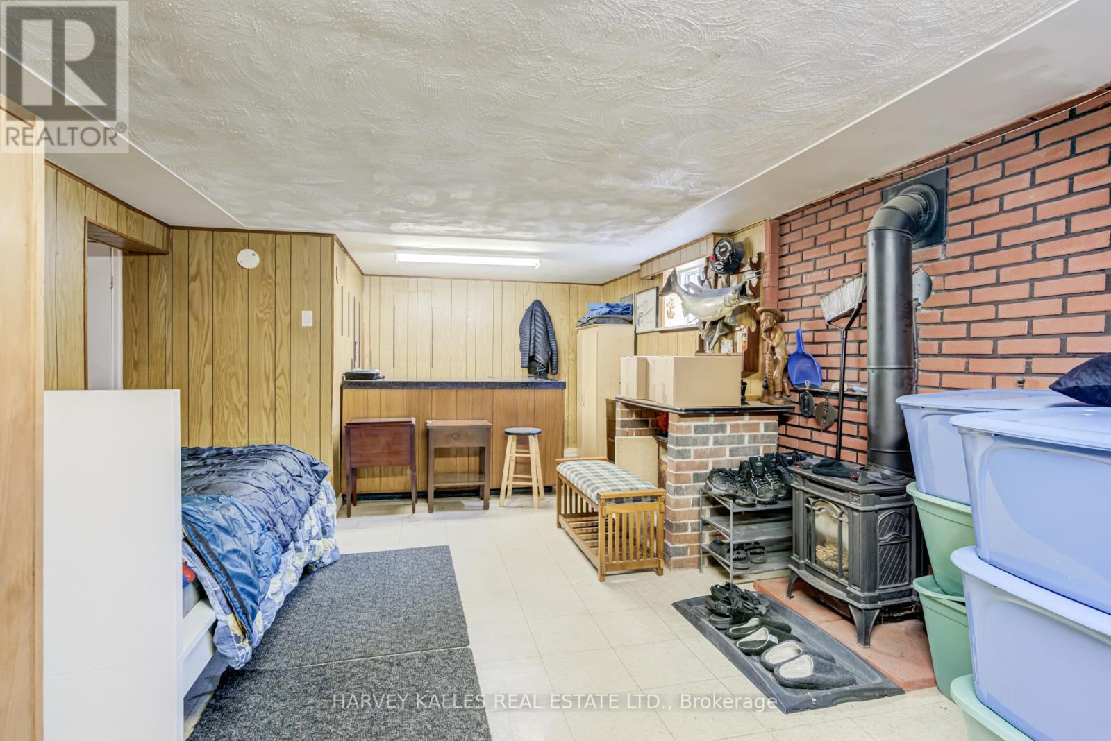 9 SEALCOVE DRIVE - 24