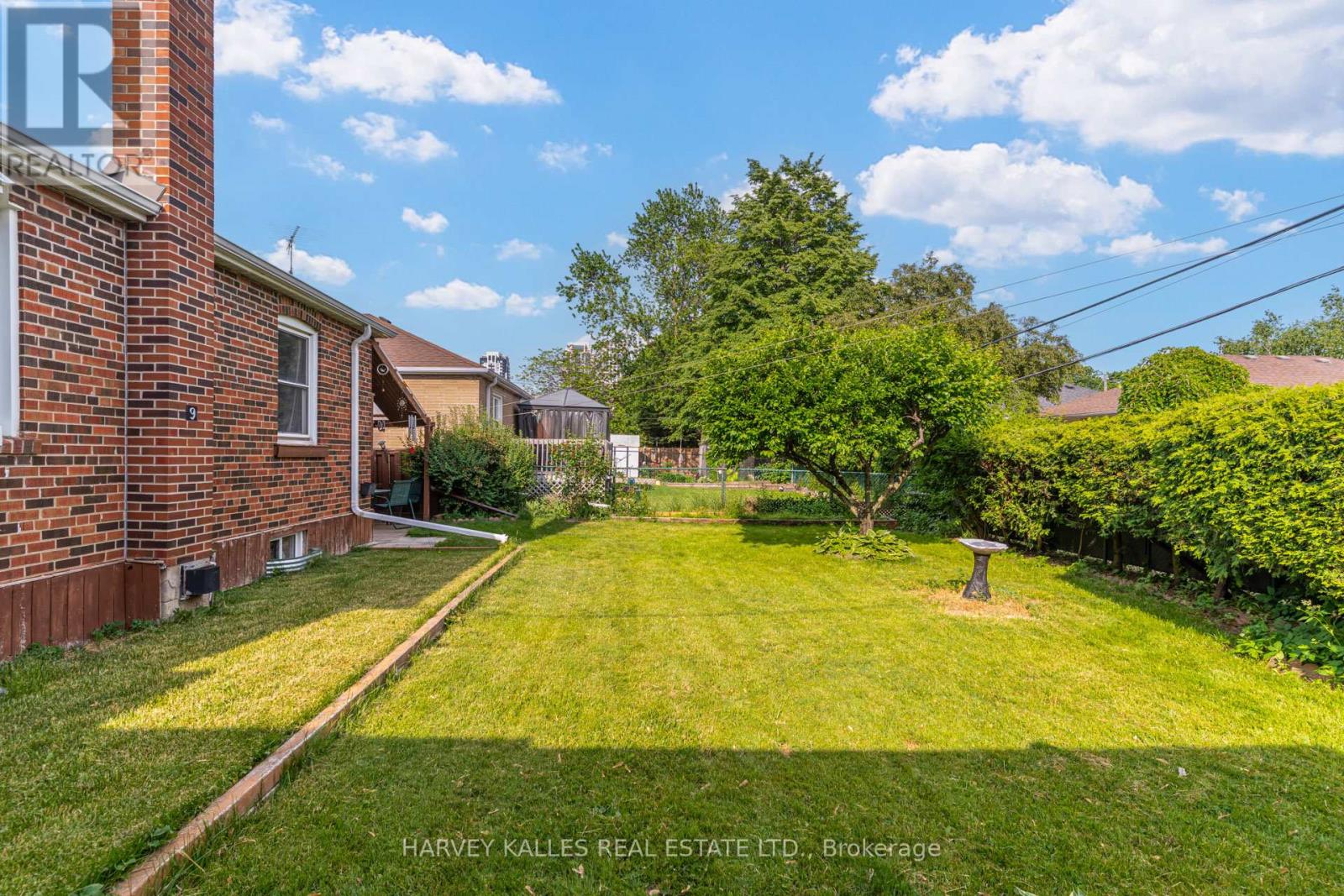 9 SEALCOVE DRIVE - 28