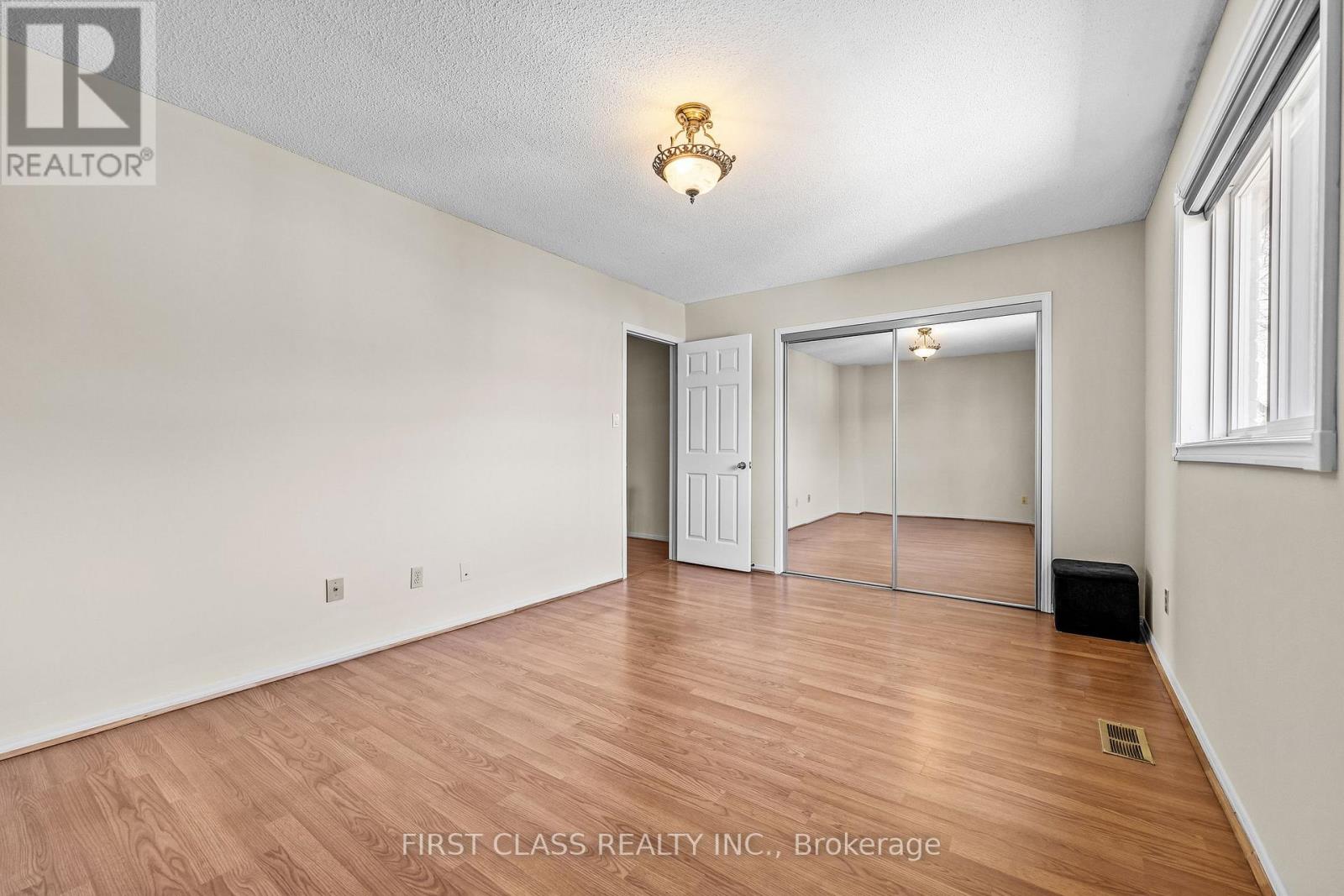 4213 BEACON LANE - 24
