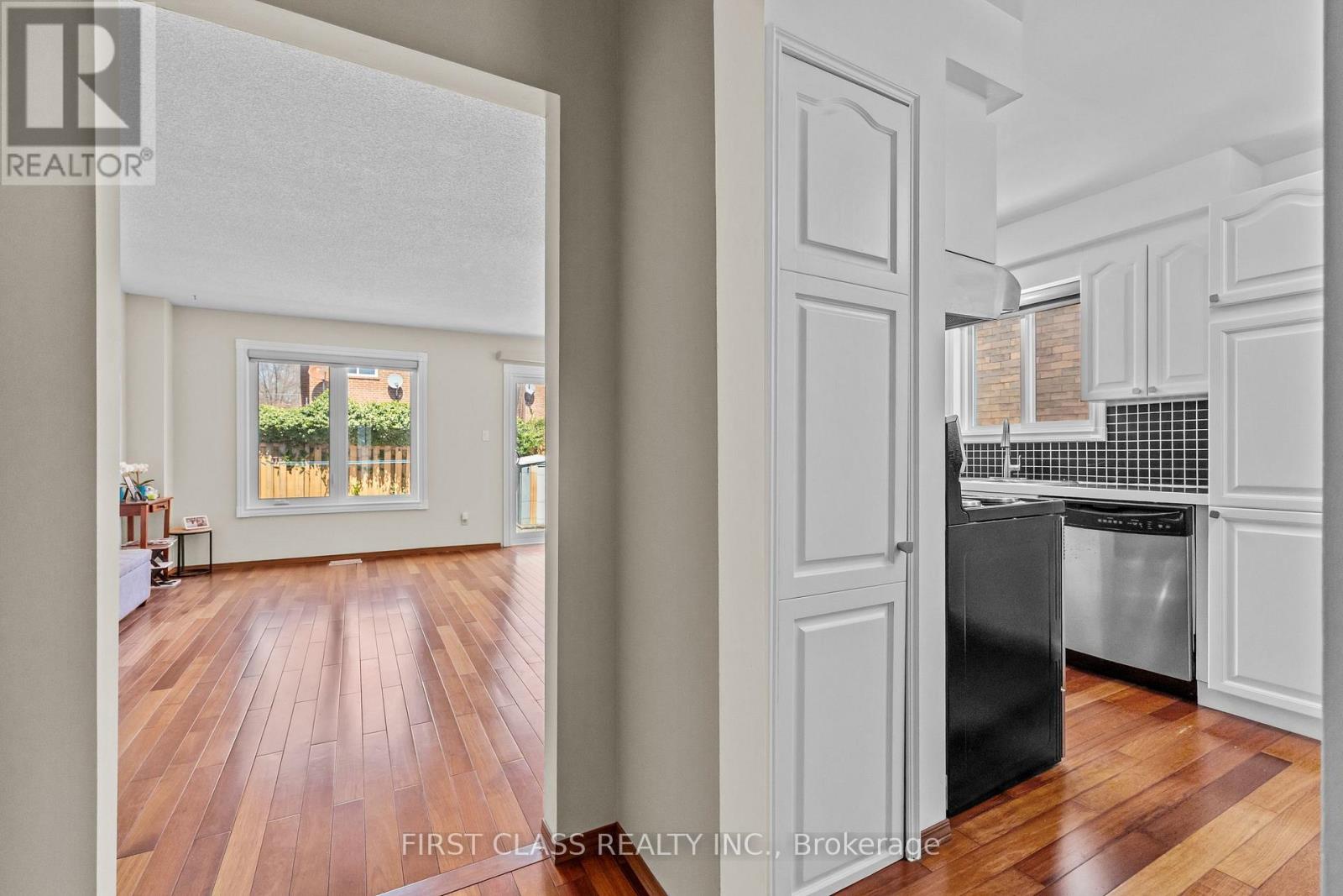 4213 BEACON LANE - 5