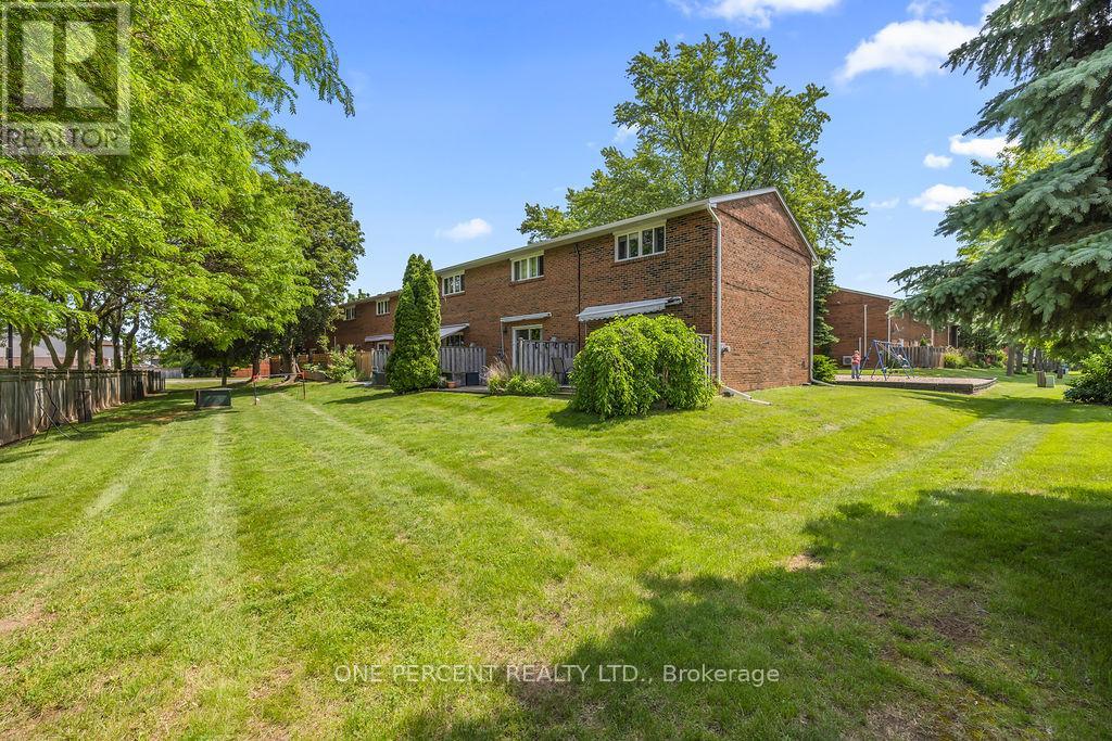 #34 125 LIVINGSTON AVENUE - 25