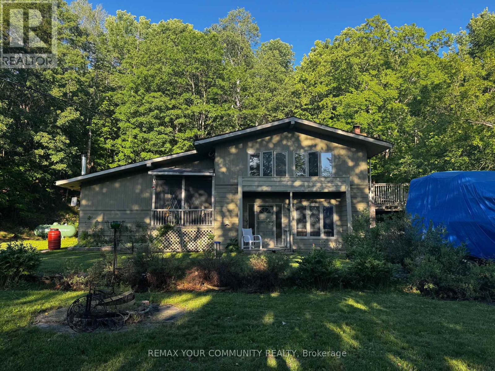 1025 MEADOWVIEW ROAD - 1