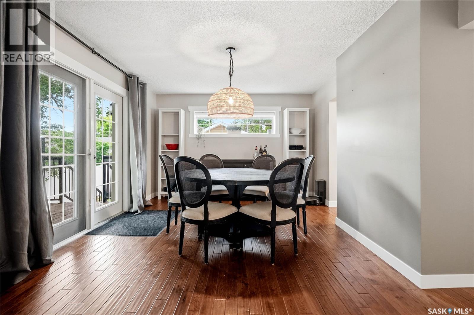 1054 Clifton AVENUE — photo 11