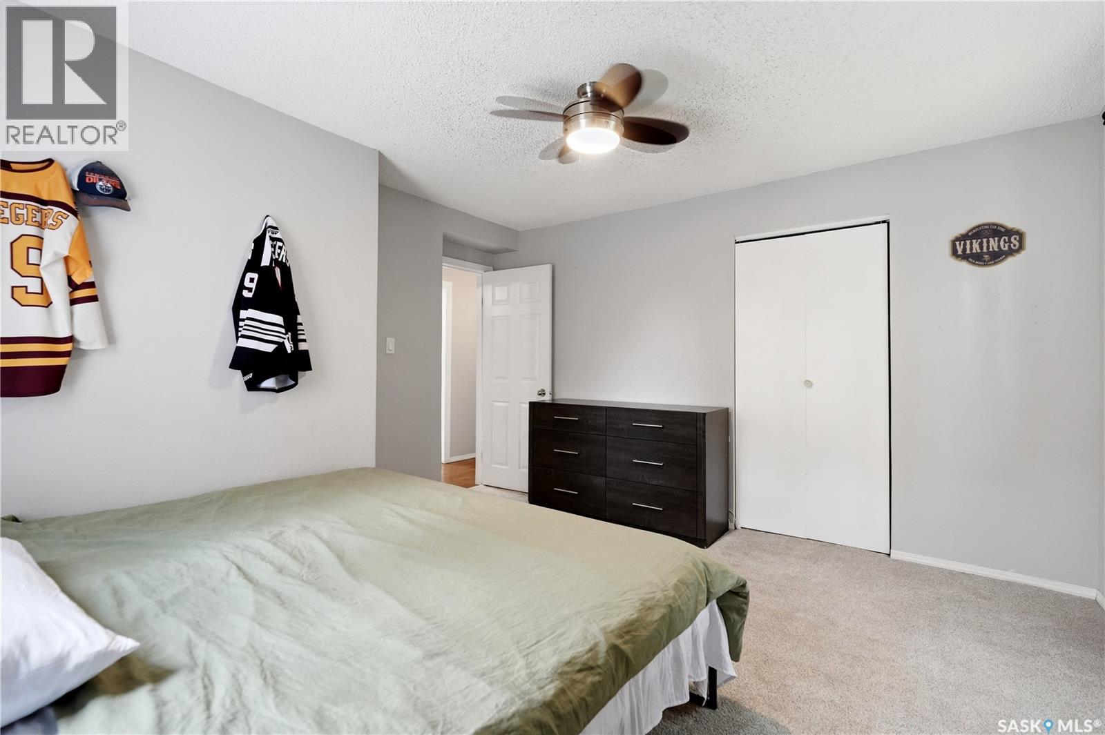 1054 Clifton AVENUE — photo 30