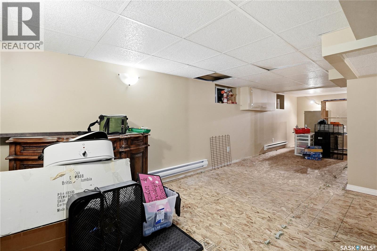 1054 Clifton AVENUE — photo 38