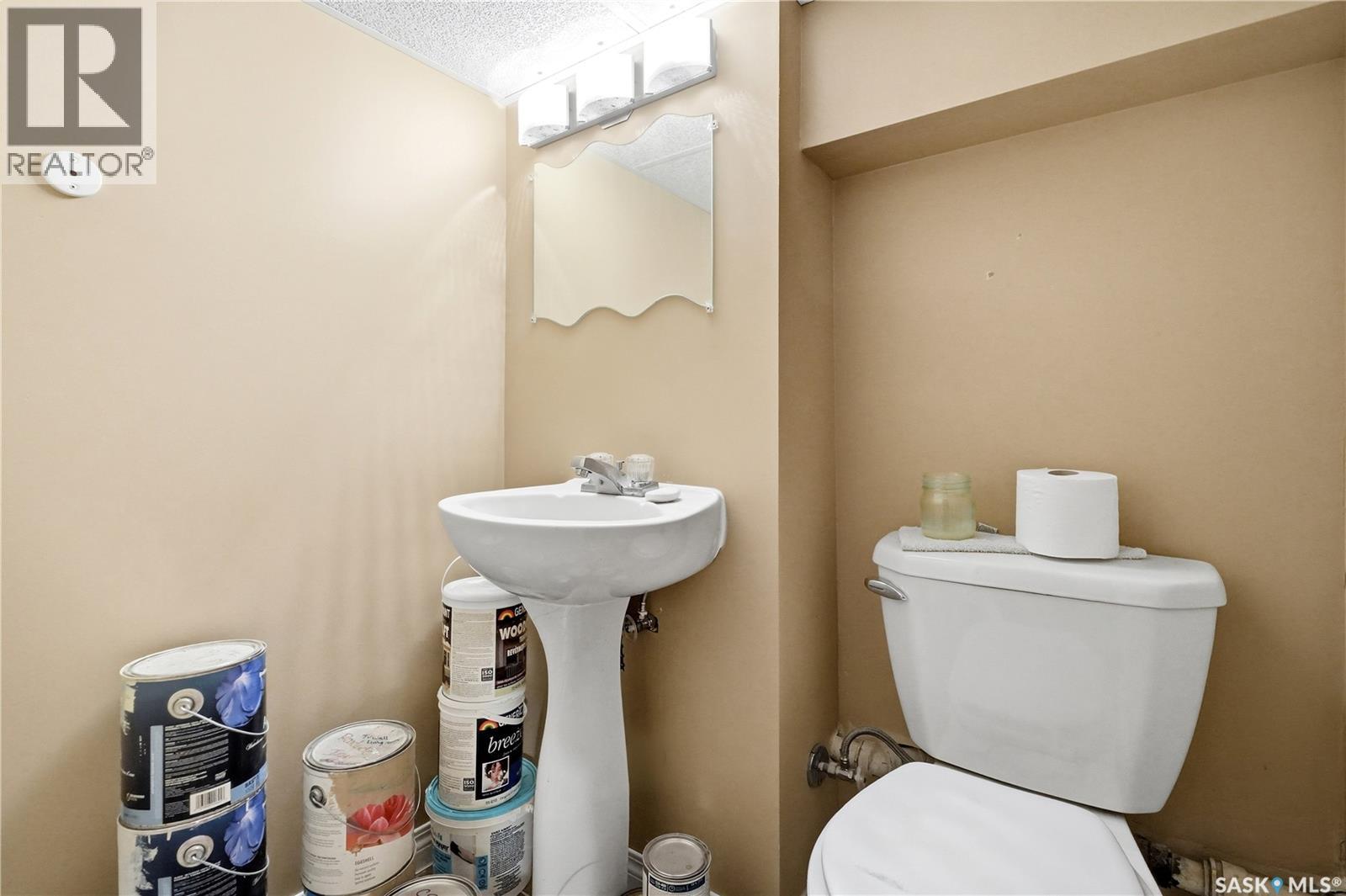 1054 Clifton AVENUE — photo 42
