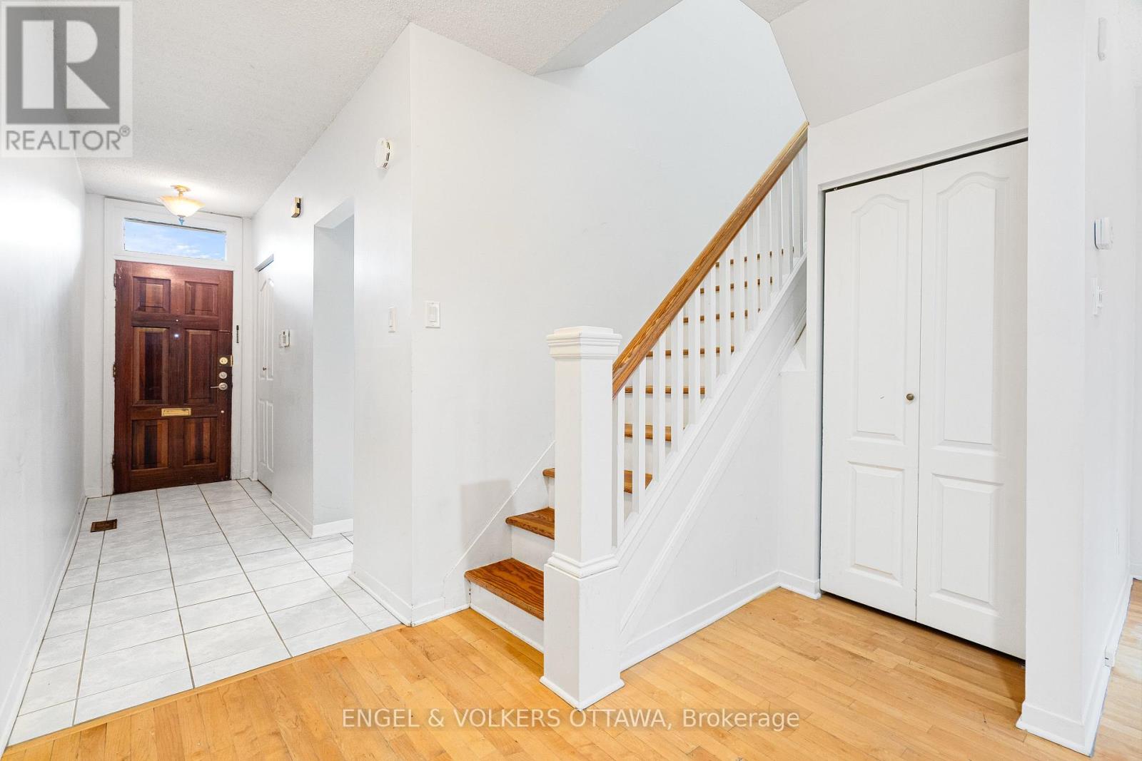 3 Bed, 2 Bath House for Sale in Ottawa – 293 SOMERSET STREET E, Ottawa – MLS# X13453542 - Image 26
