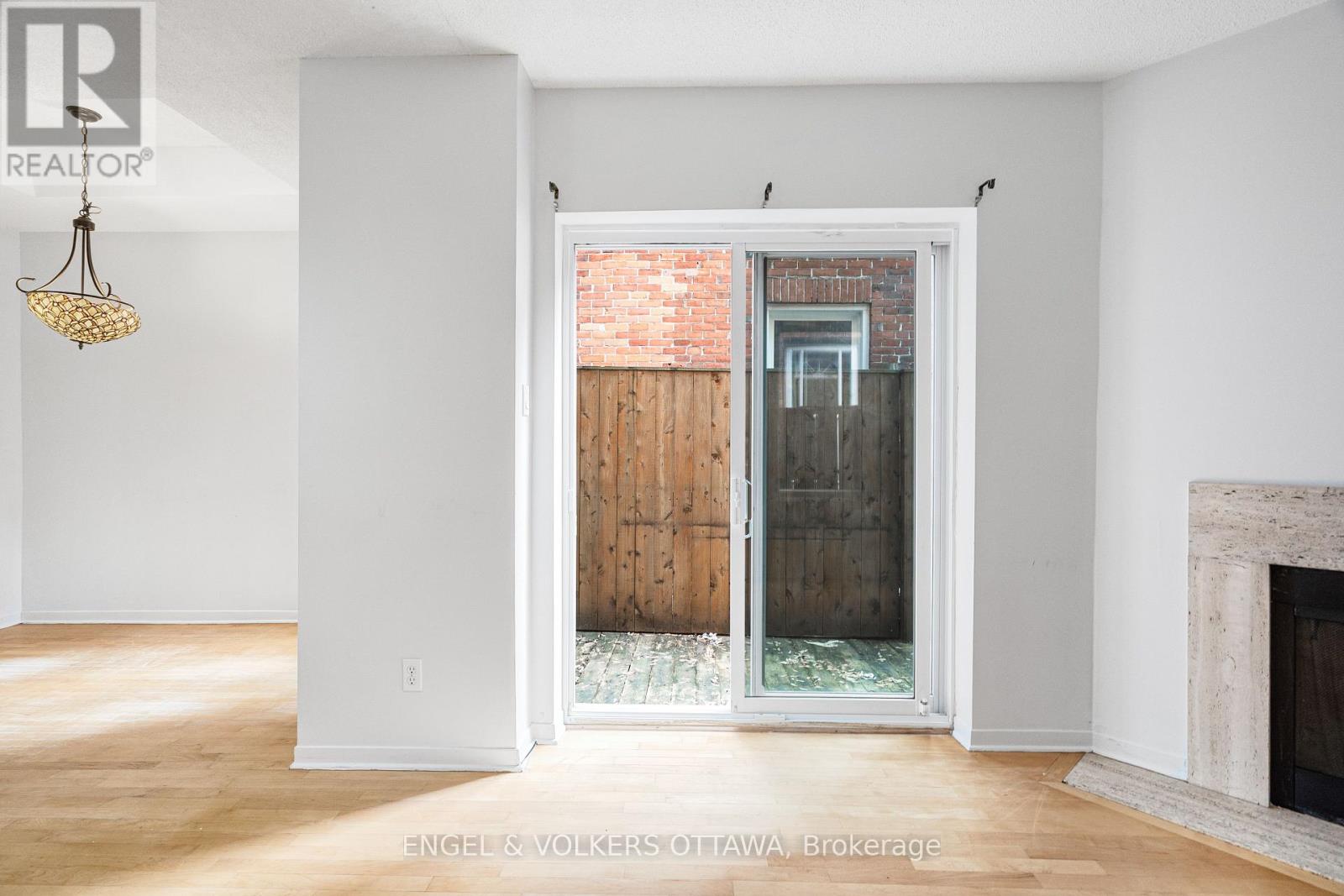 3 Bed, 2 Bath House for Sale in Ottawa – 293 SOMERSET STREET E, Ottawa – MLS# X13453542 - Image 42