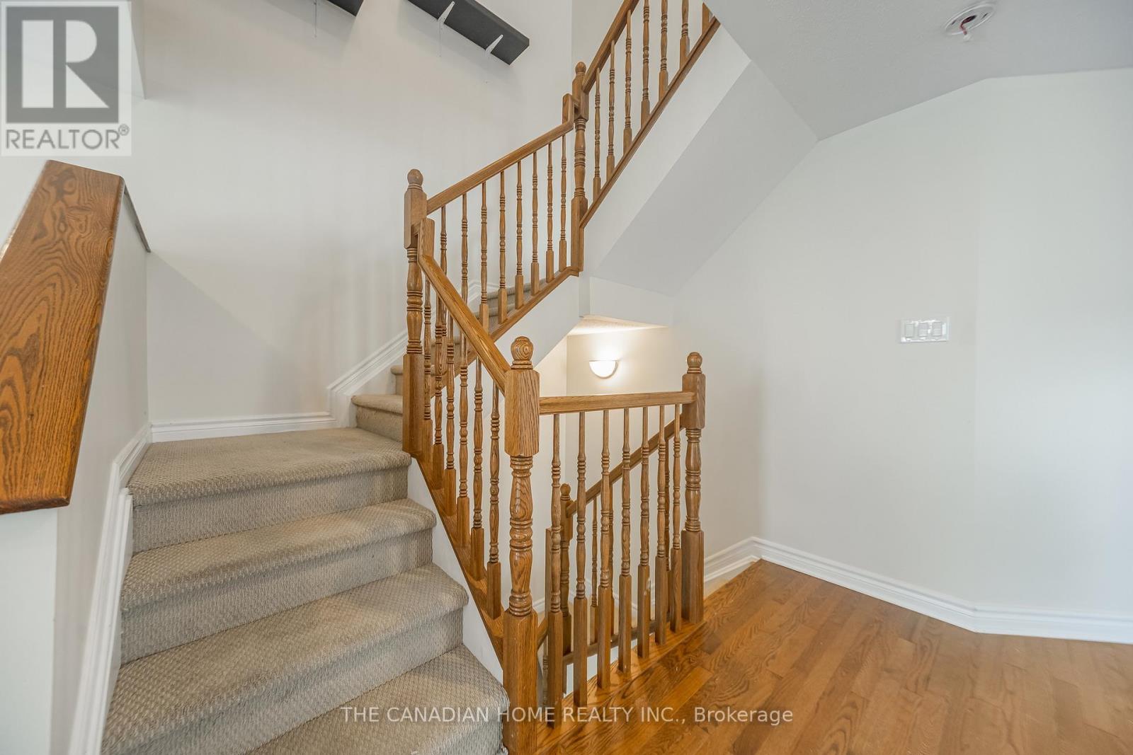 3 Bed, 3 Bath House for Sale in Ottawa – 223 GARRITY CRESCENT, Ottawa – MLS# X13453560 - Image 16