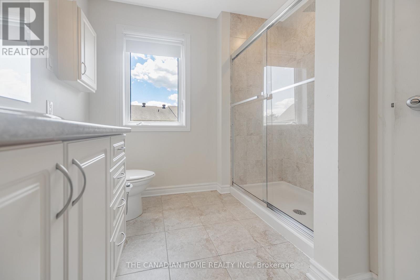 3 Bed, 3 Bath House for Sale in Ottawa – 223 GARRITY CRESCENT, Ottawa – MLS# X13453560 - Image 32
