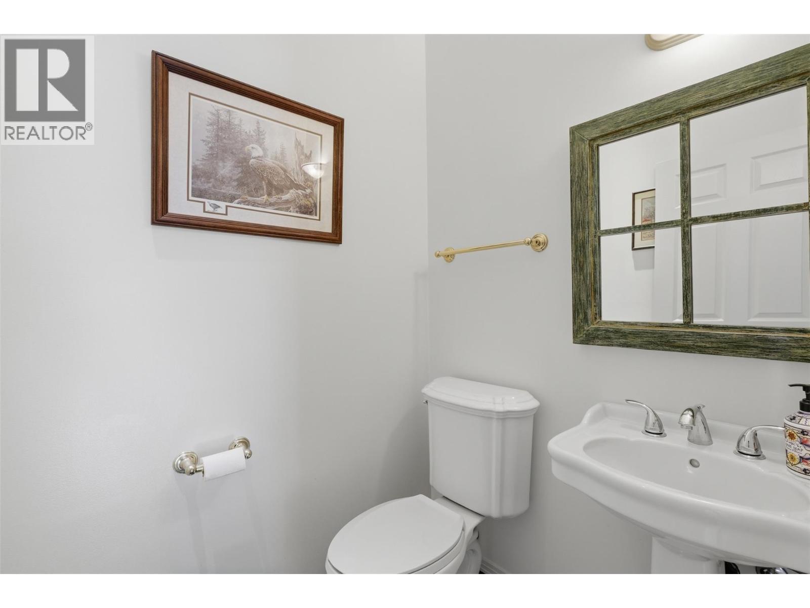 2245 CRESCENT Drive - 20