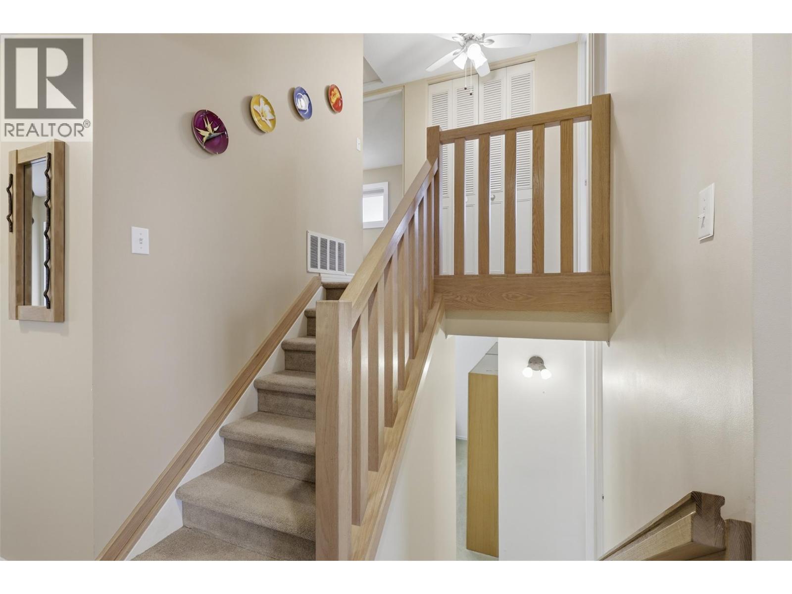 2245 CRESCENT Drive - 26