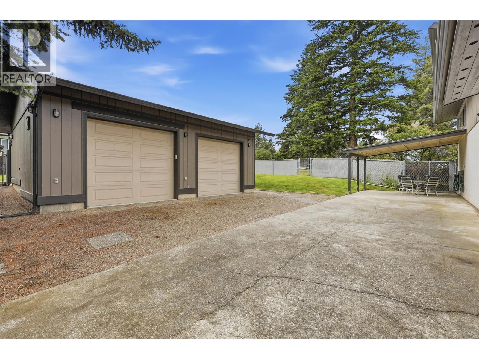 2245 CRESCENT Drive - 61