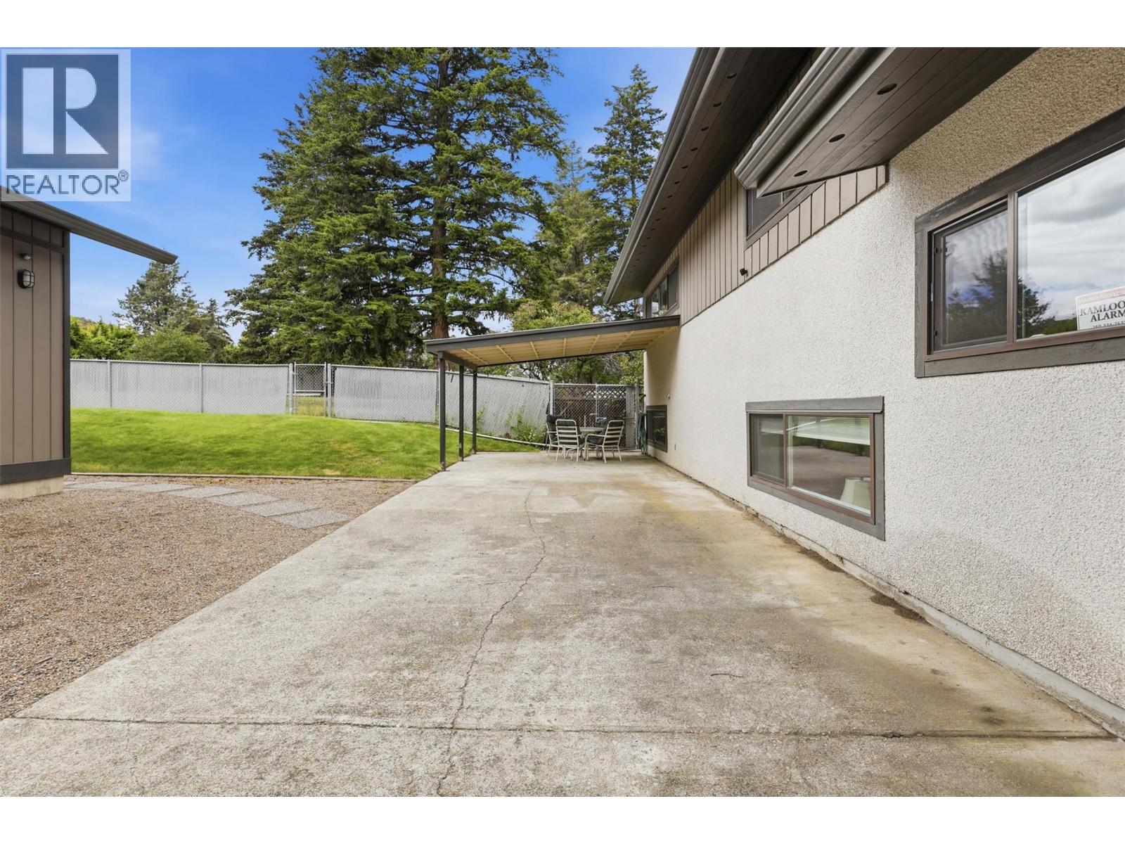 2245 CRESCENT Drive - 66