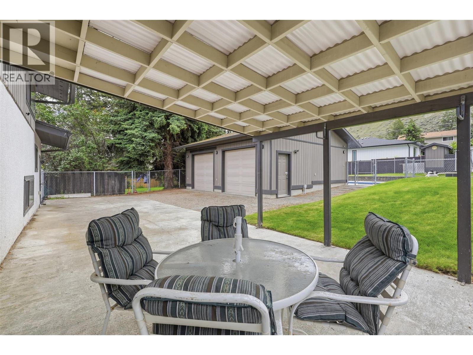 2245 CRESCENT Drive - 67