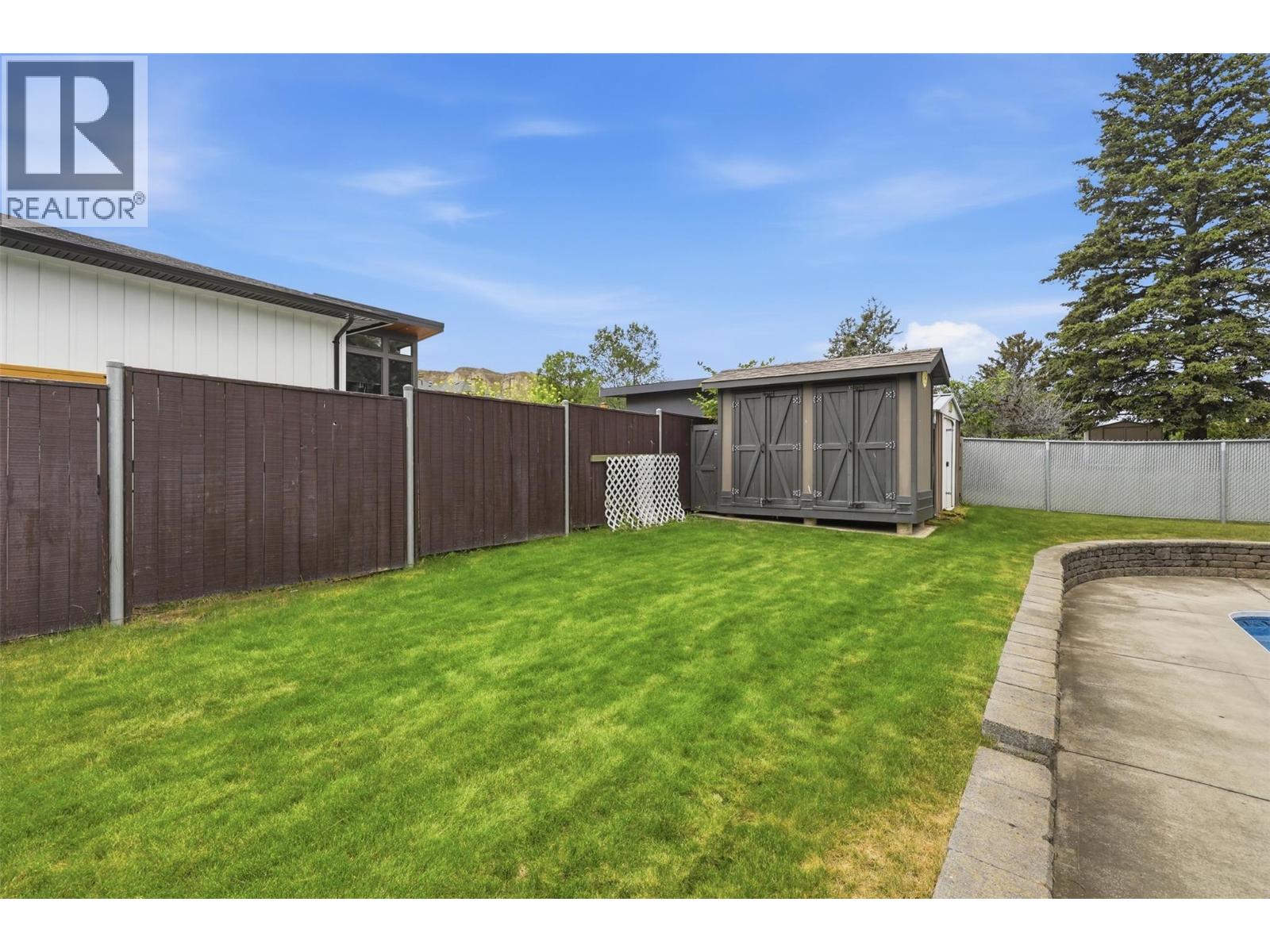 2245 CRESCENT Drive - 72