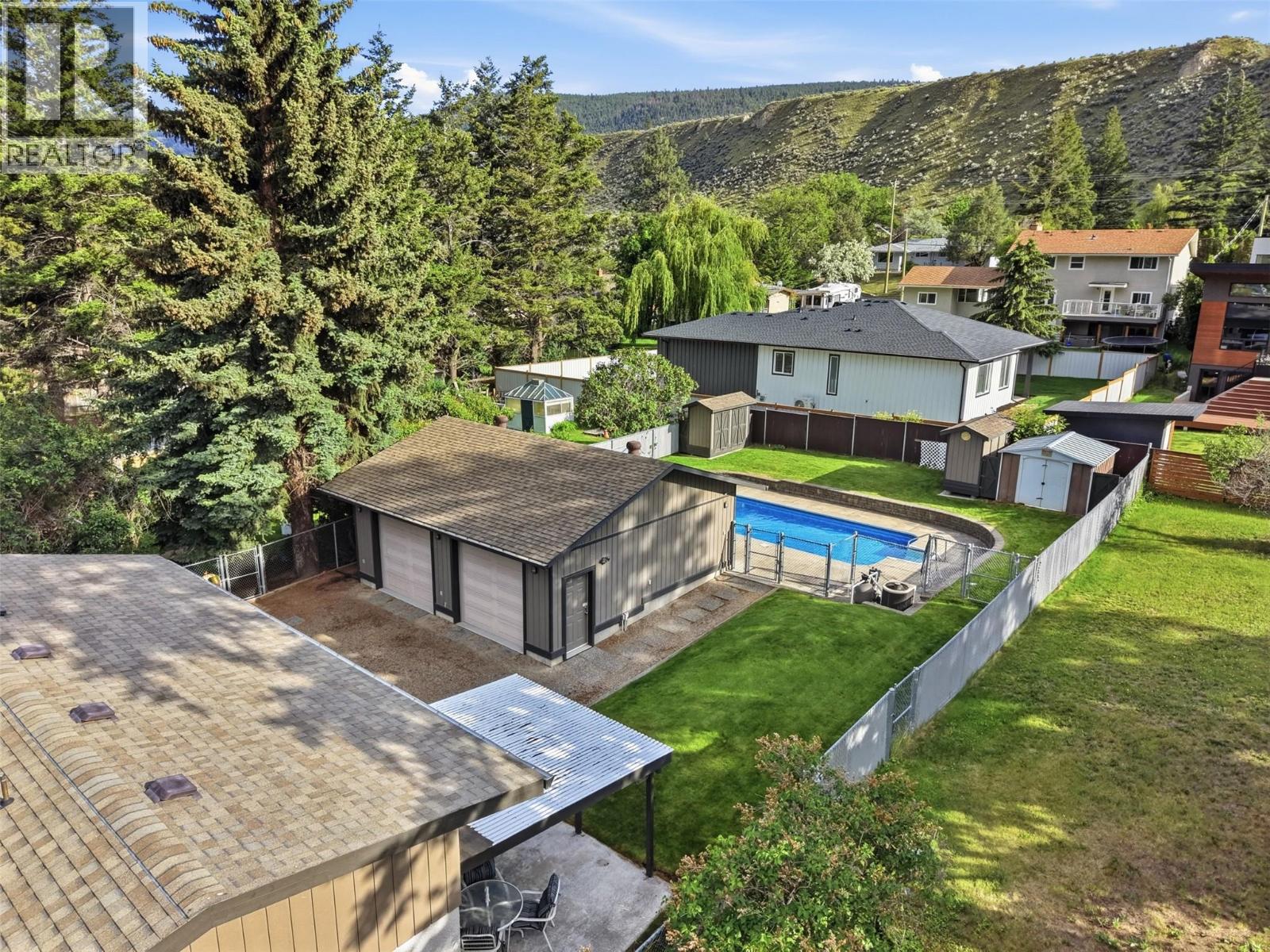2245 CRESCENT Drive - 79