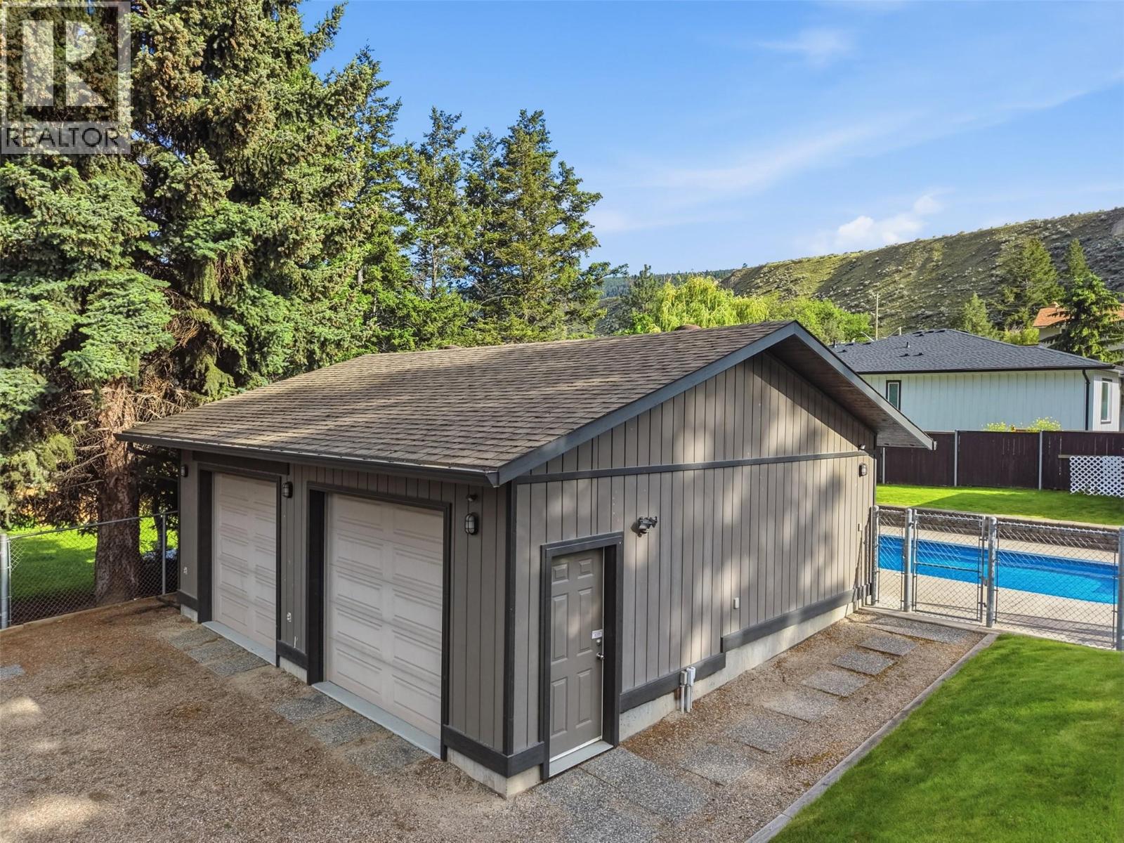2245 CRESCENT Drive - 80