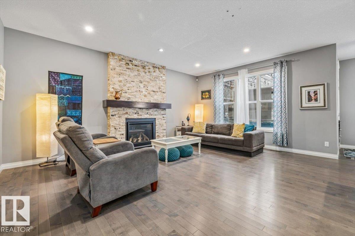 22933 94A AV NW - 11