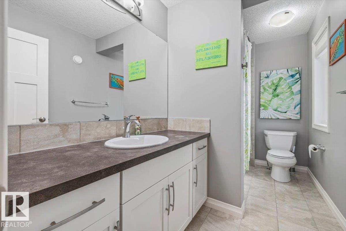 22933 94A AV NW - 34