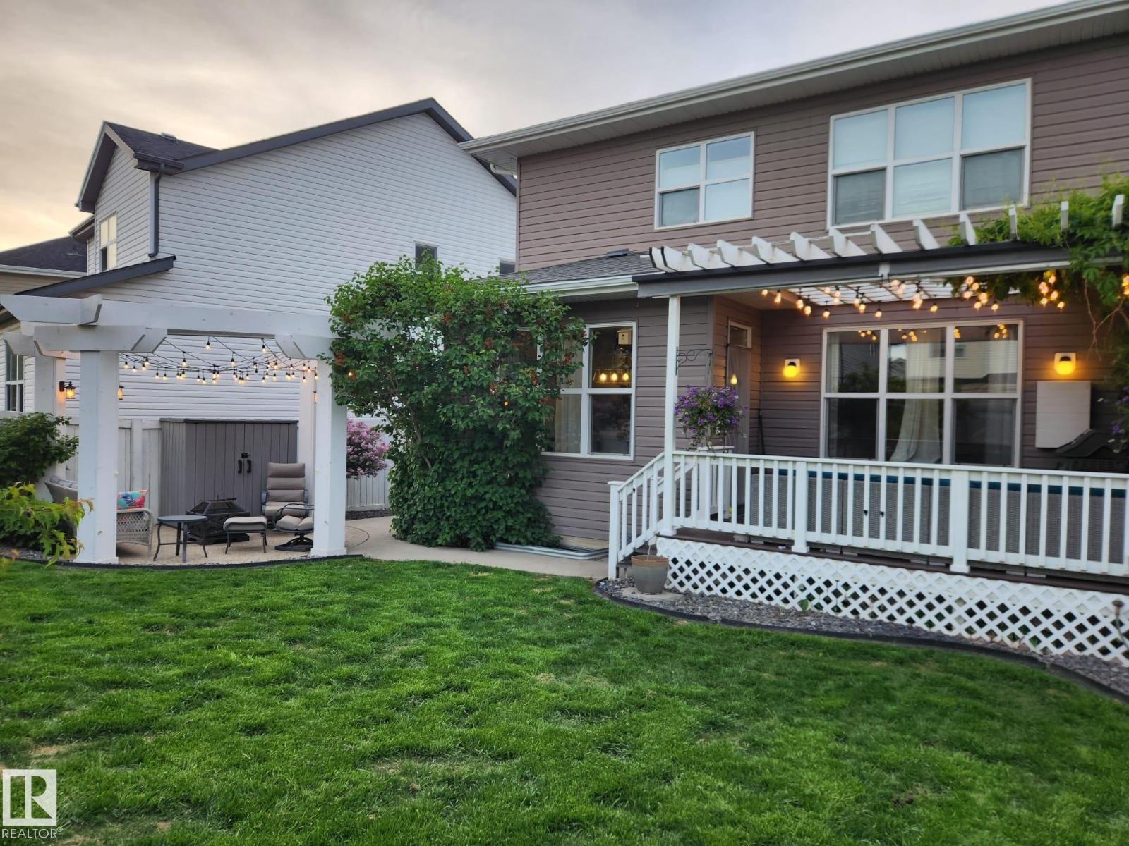 22933 94A AV NW - 37
