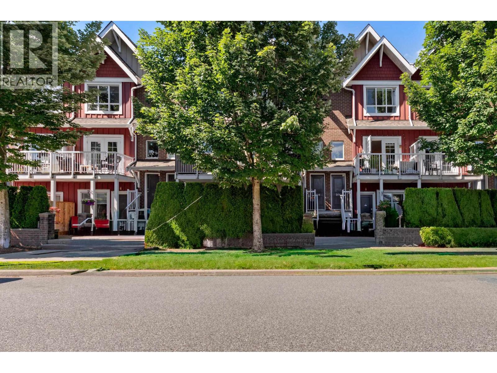 305 1661 FRASER AVENUE, Port Coquitlam