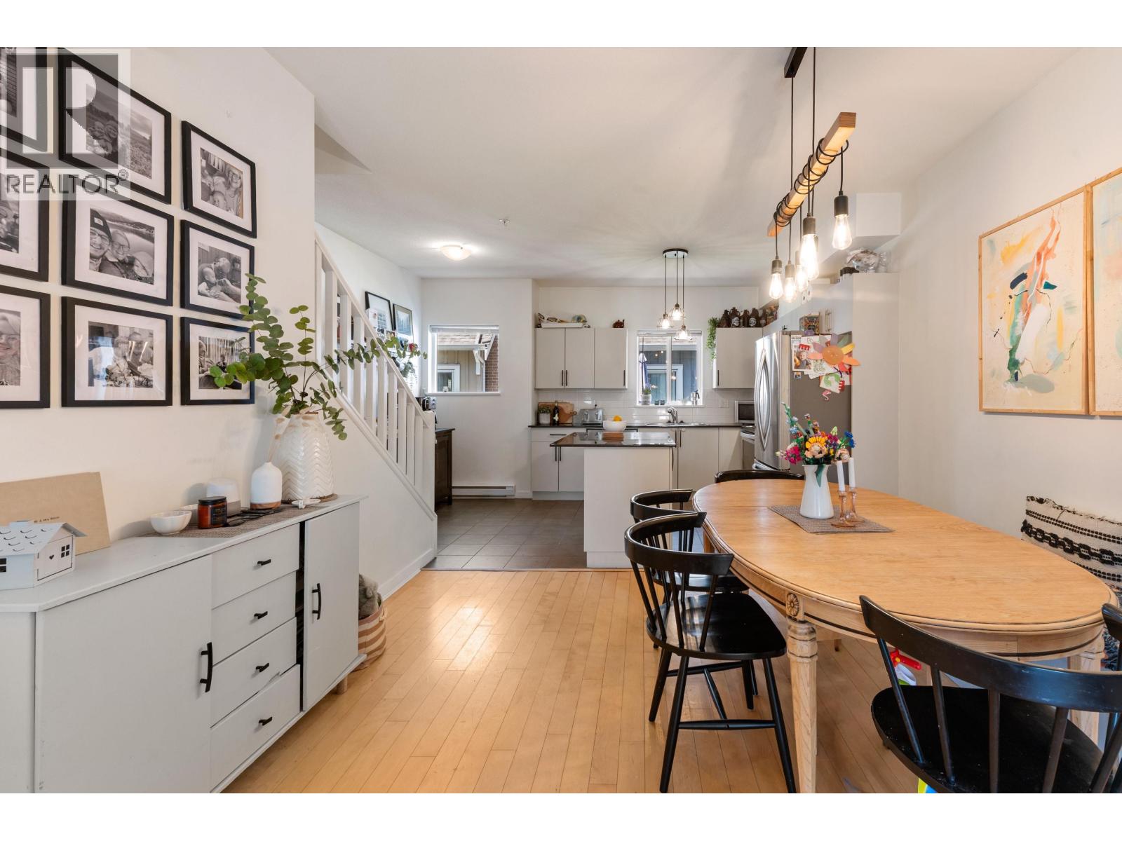 305 1661 FRASER AVENUE, Port Coquitlam