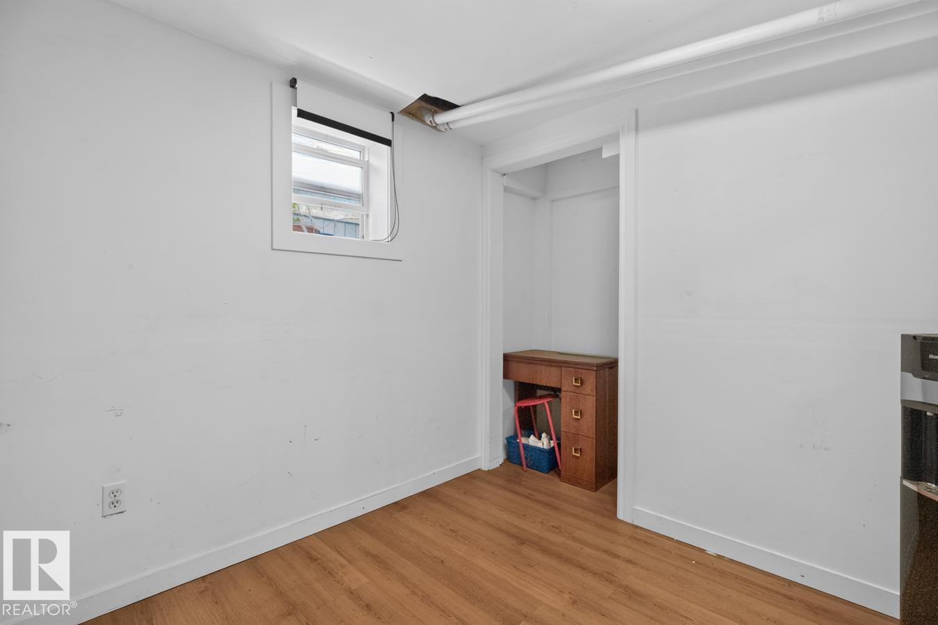 9102 83 AV NW — photo 19