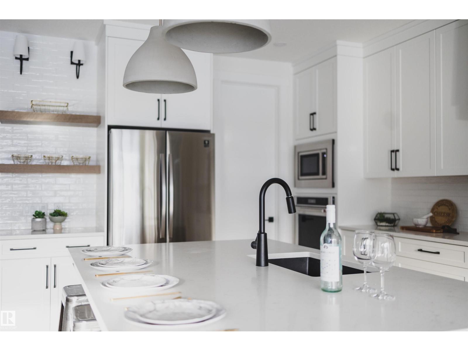 8350 120 ST NW - 9