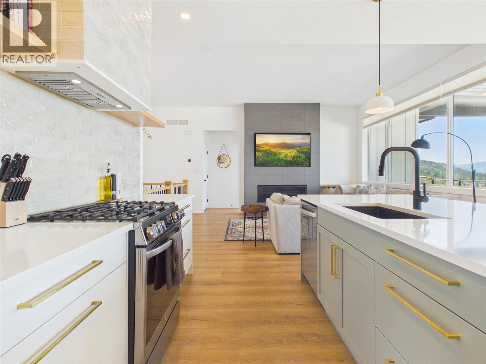 1081 ANTLER Drive - 13