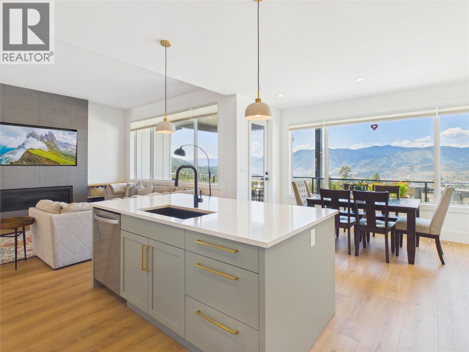 1081 ANTLER Drive - 3