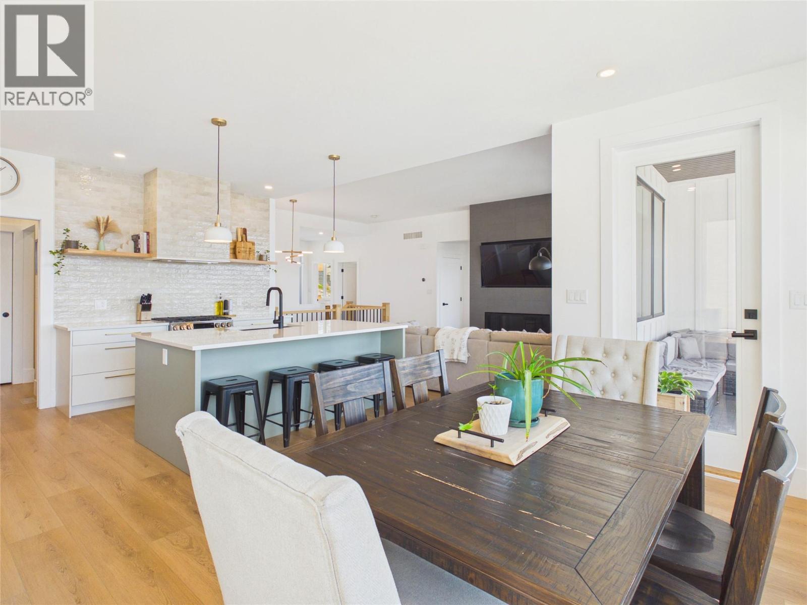 1081 ANTLER Drive - 8