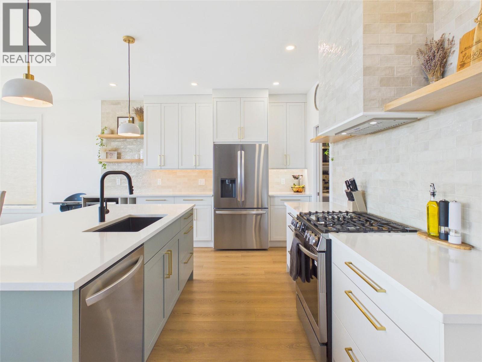 1081 ANTLER Drive - 4