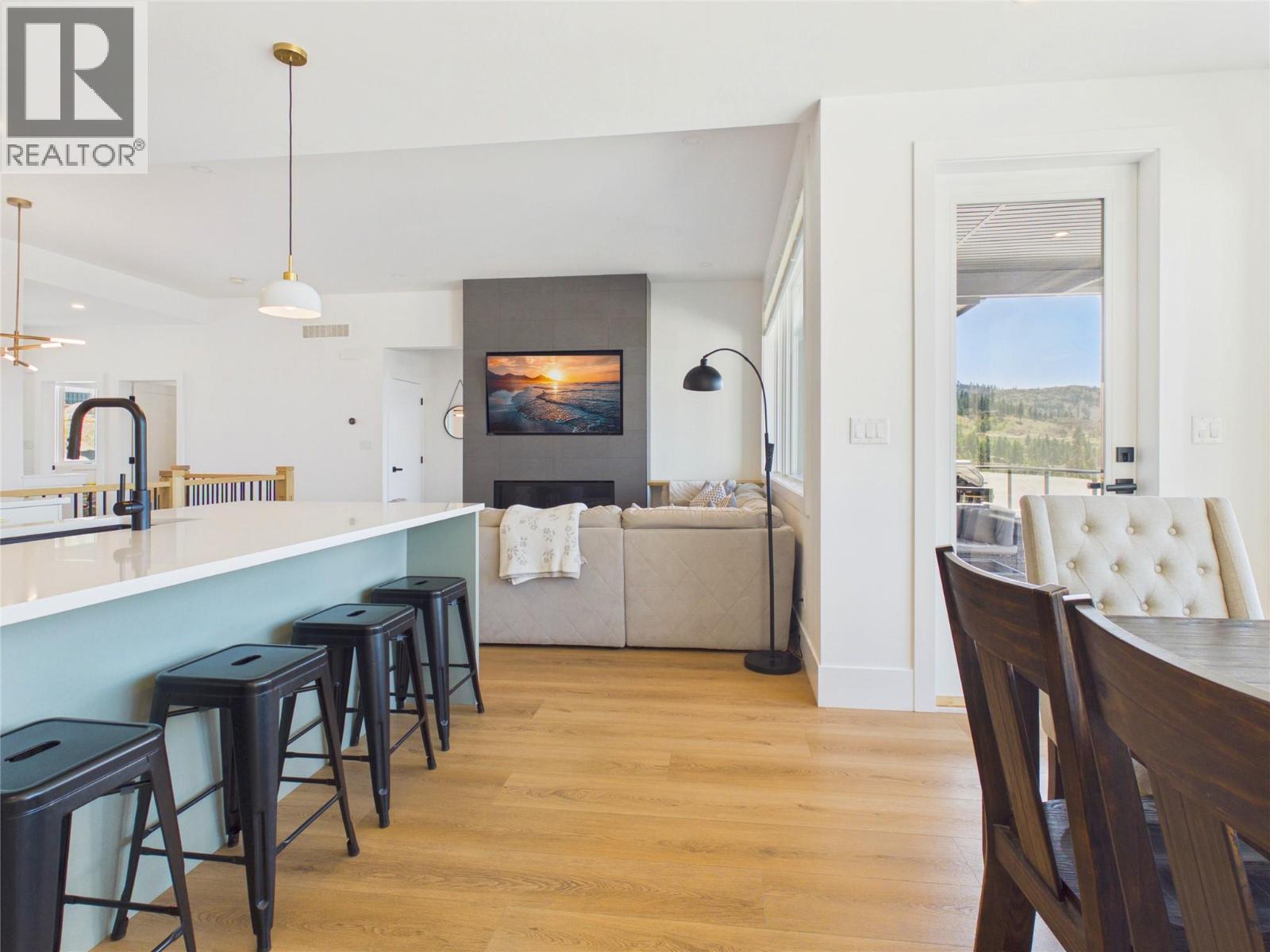 1081 ANTLER Drive - 7