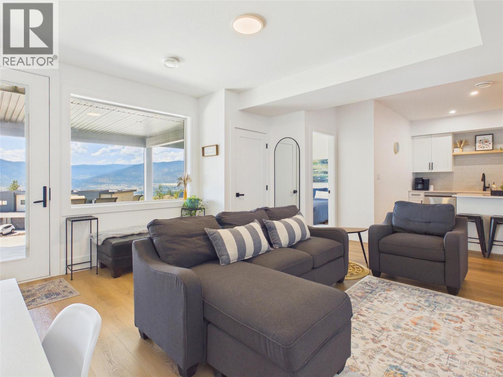 1081 ANTLER Drive - 42