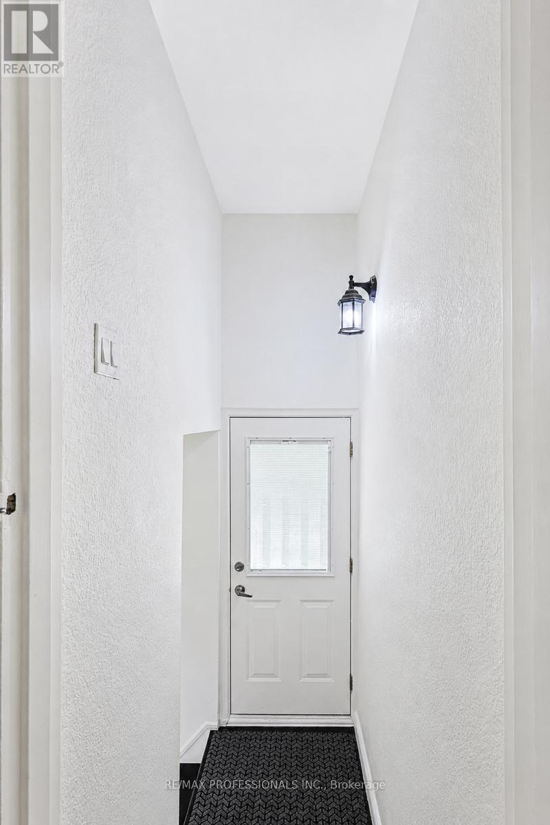 39 SEALCOVE DRIVE - 33