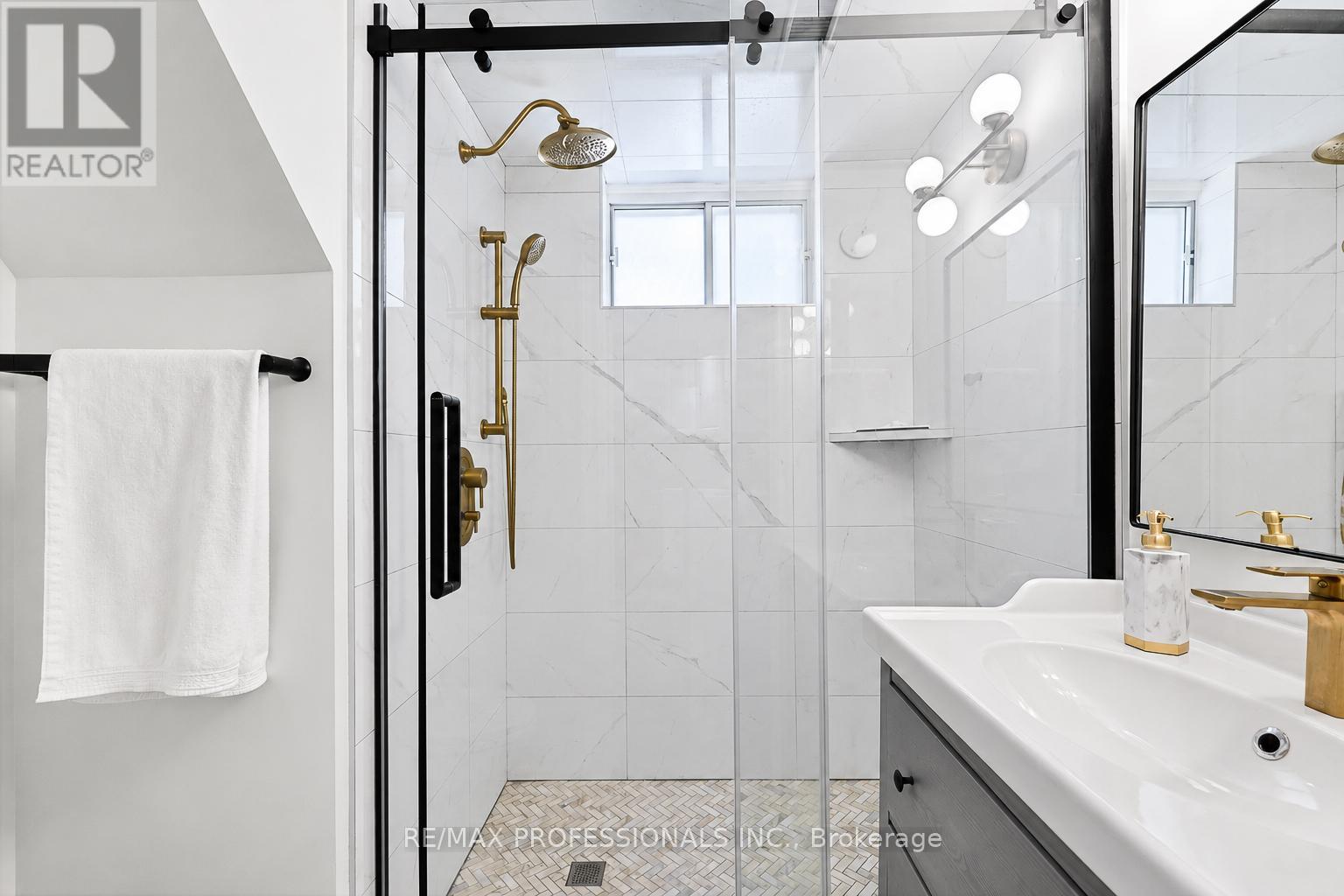 39 SEALCOVE DRIVE - 41