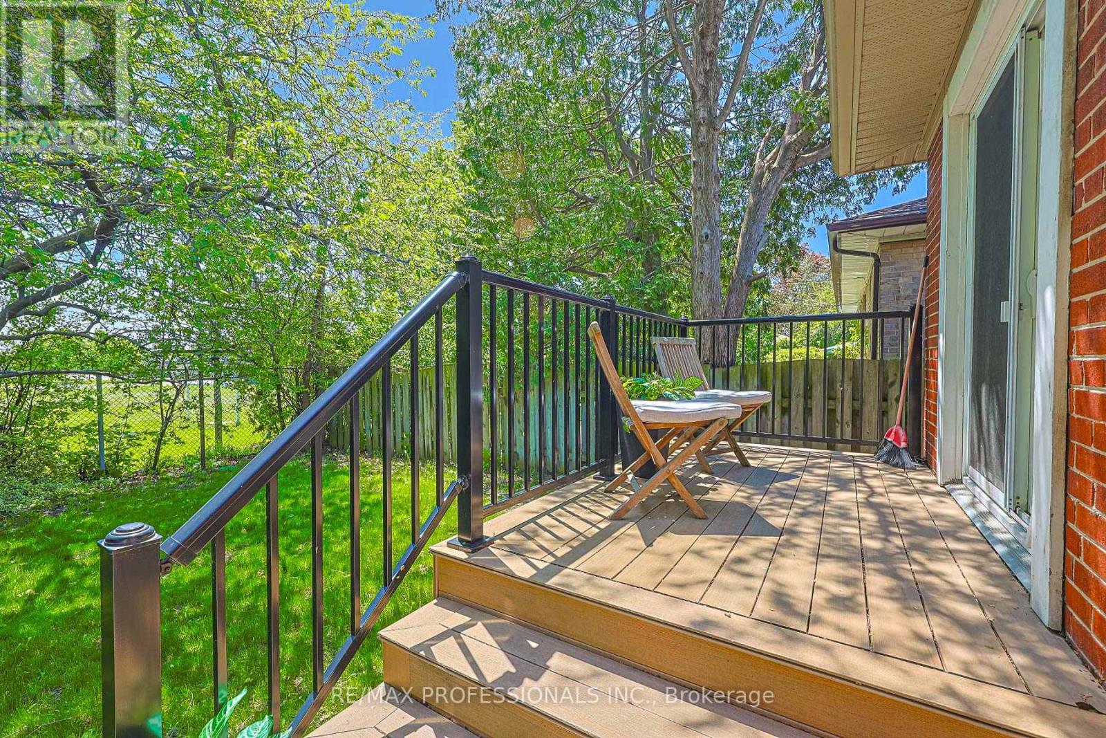 39 SEALCOVE DRIVE - 45