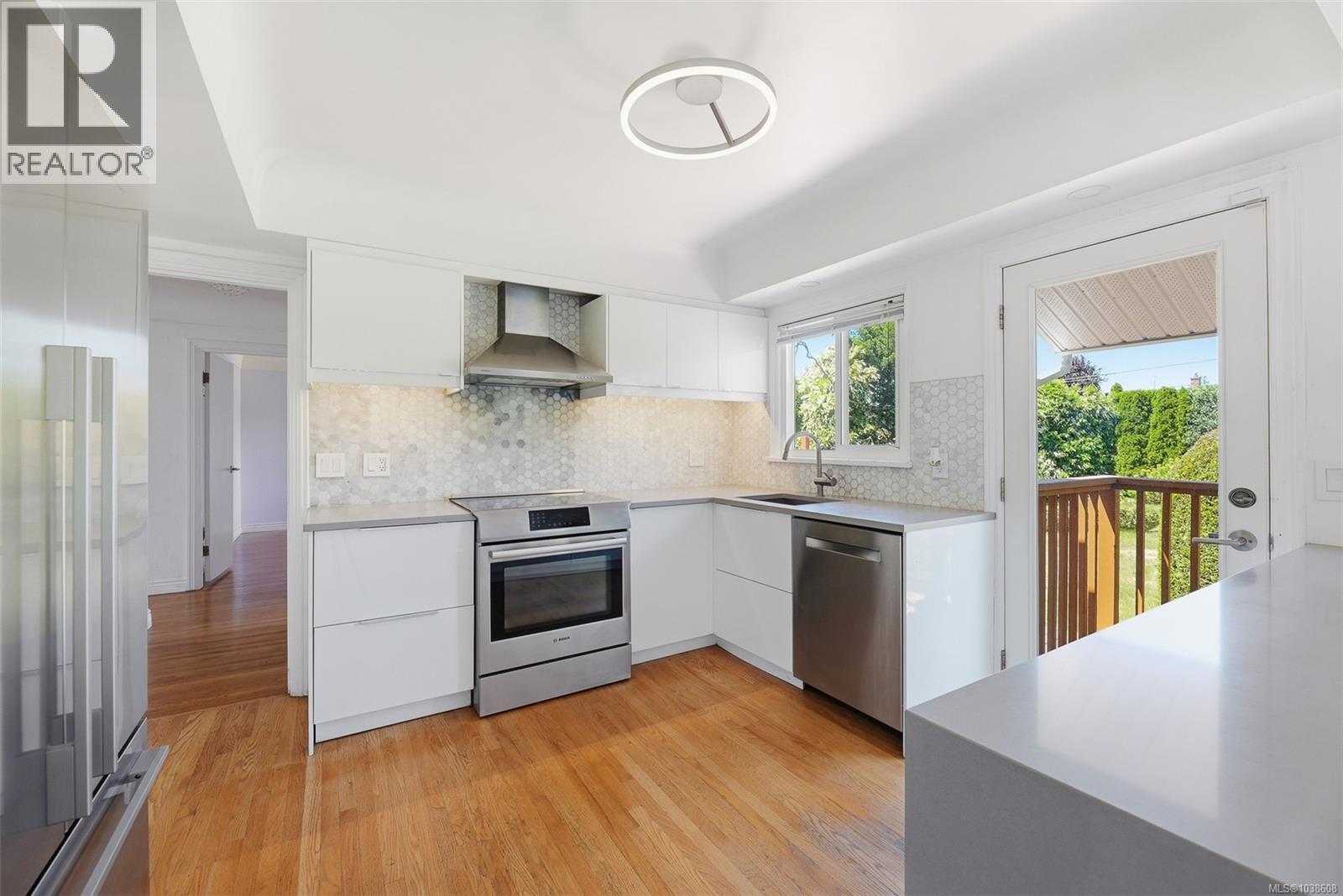  3026 Larkdowne Road, Oak Bay