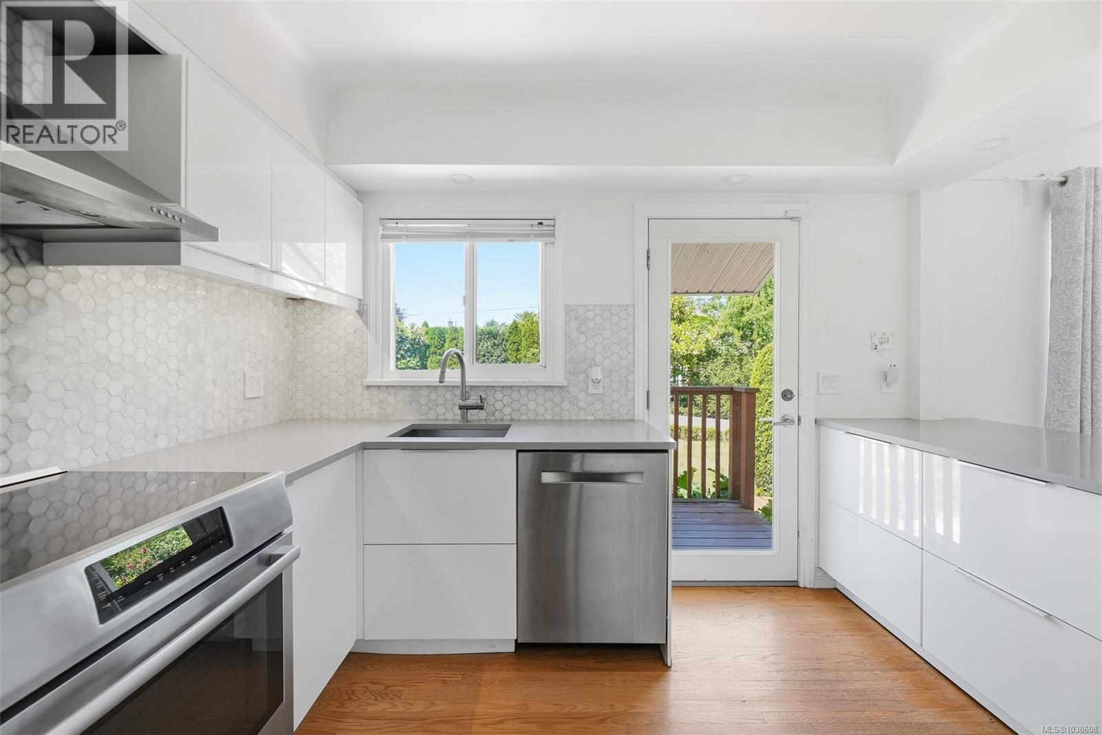  3026 Larkdowne Road, Oak Bay