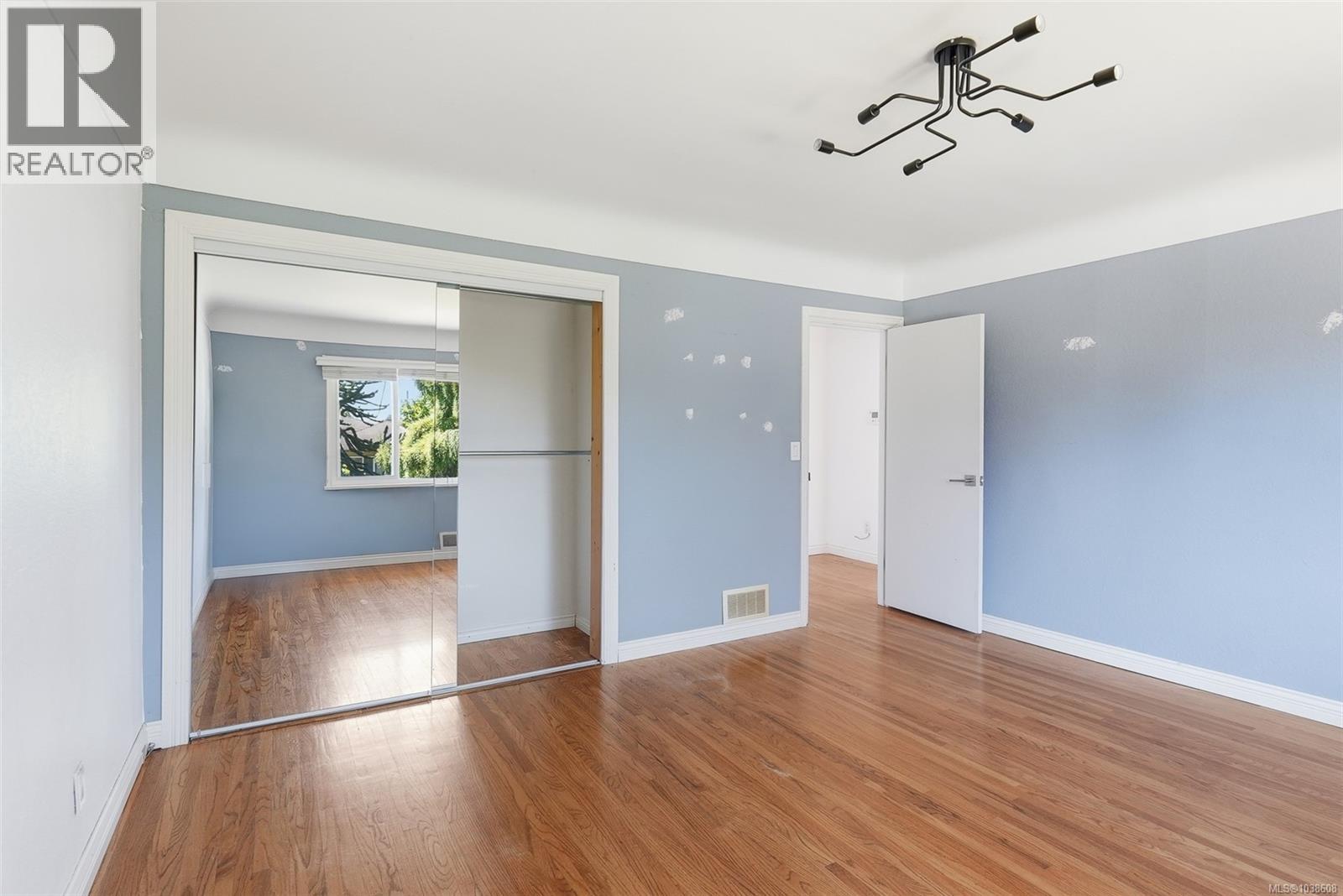  3026 Larkdowne Road, Oak Bay