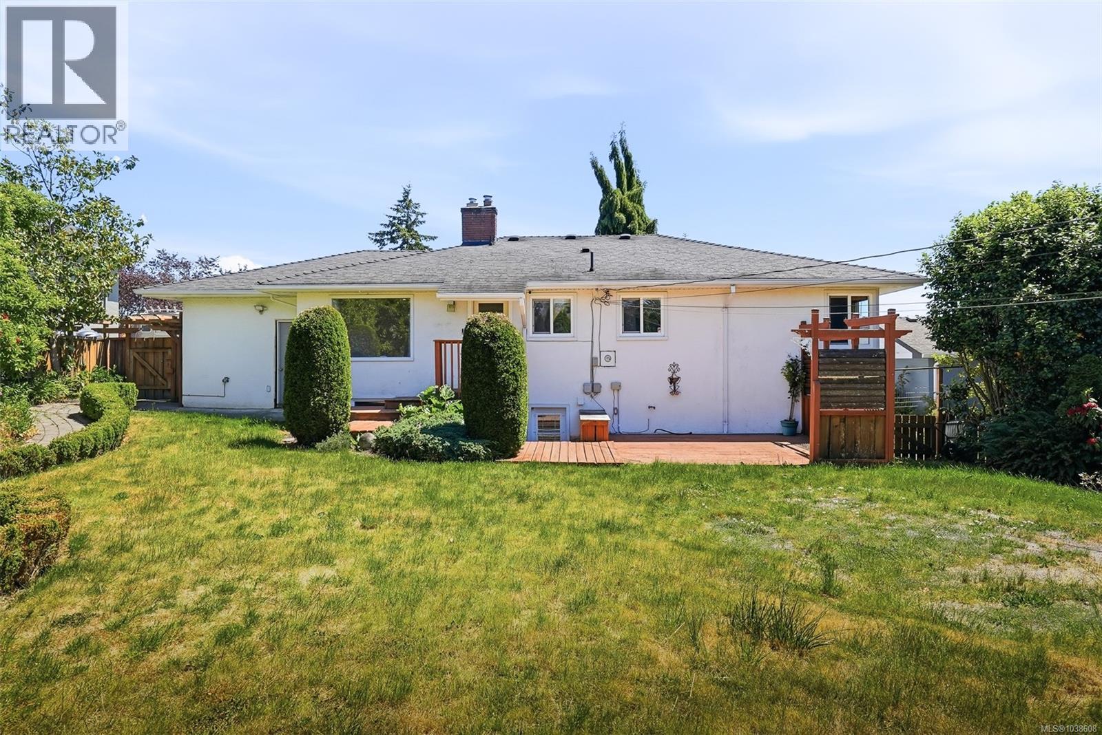  3026 Larkdowne Road, Oak Bay