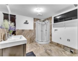 40 Ch. Des Échassiers, Val Des Monts, QC J8N0B7 Photo 24