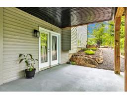 40 Ch. Des Échassiers, Val Des Monts, QC J8N0B7 Photo 27