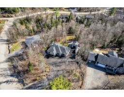 40 Ch. Des Échassiers, Val Des Monts, QC J8N0B7 Photo 41