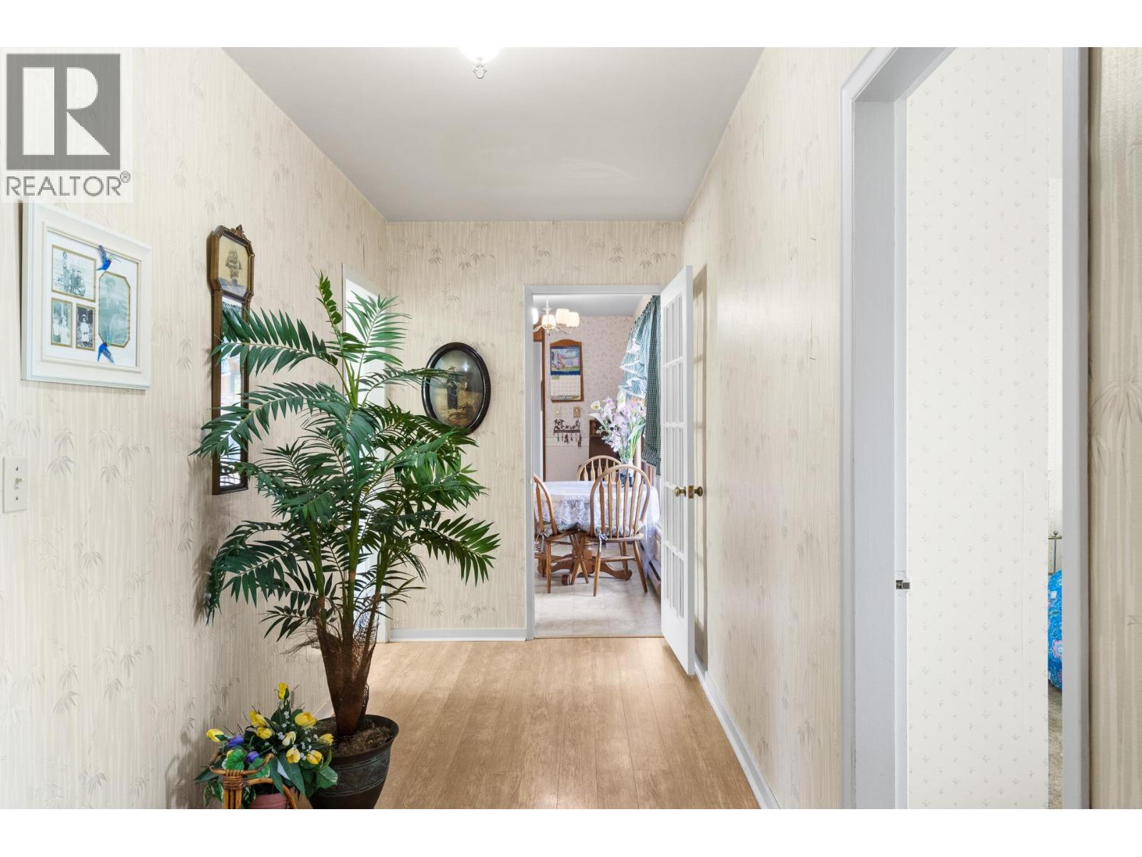 5231 Lakeshore Drive, Osoyoos